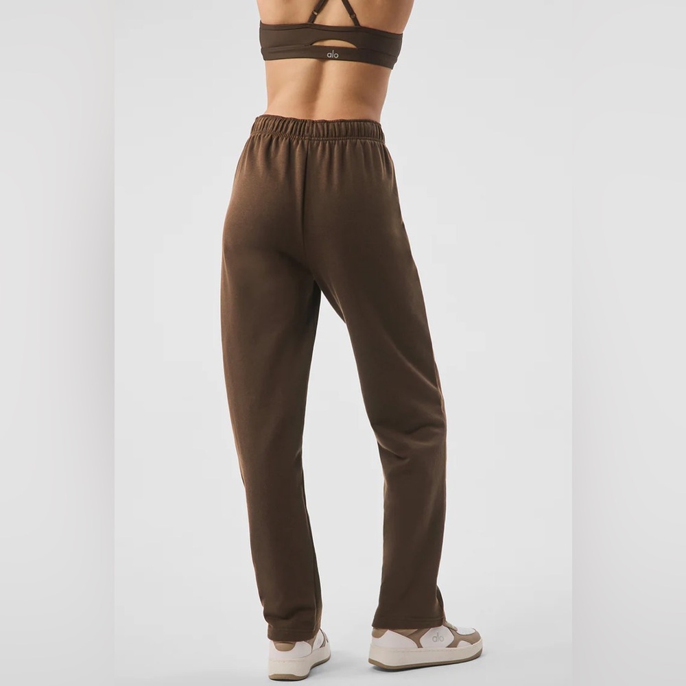 ALO Accolade Straight Leg Sweatpants Espresso
